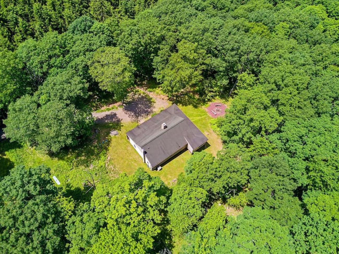 Woodland Getaway Apartment Greentown