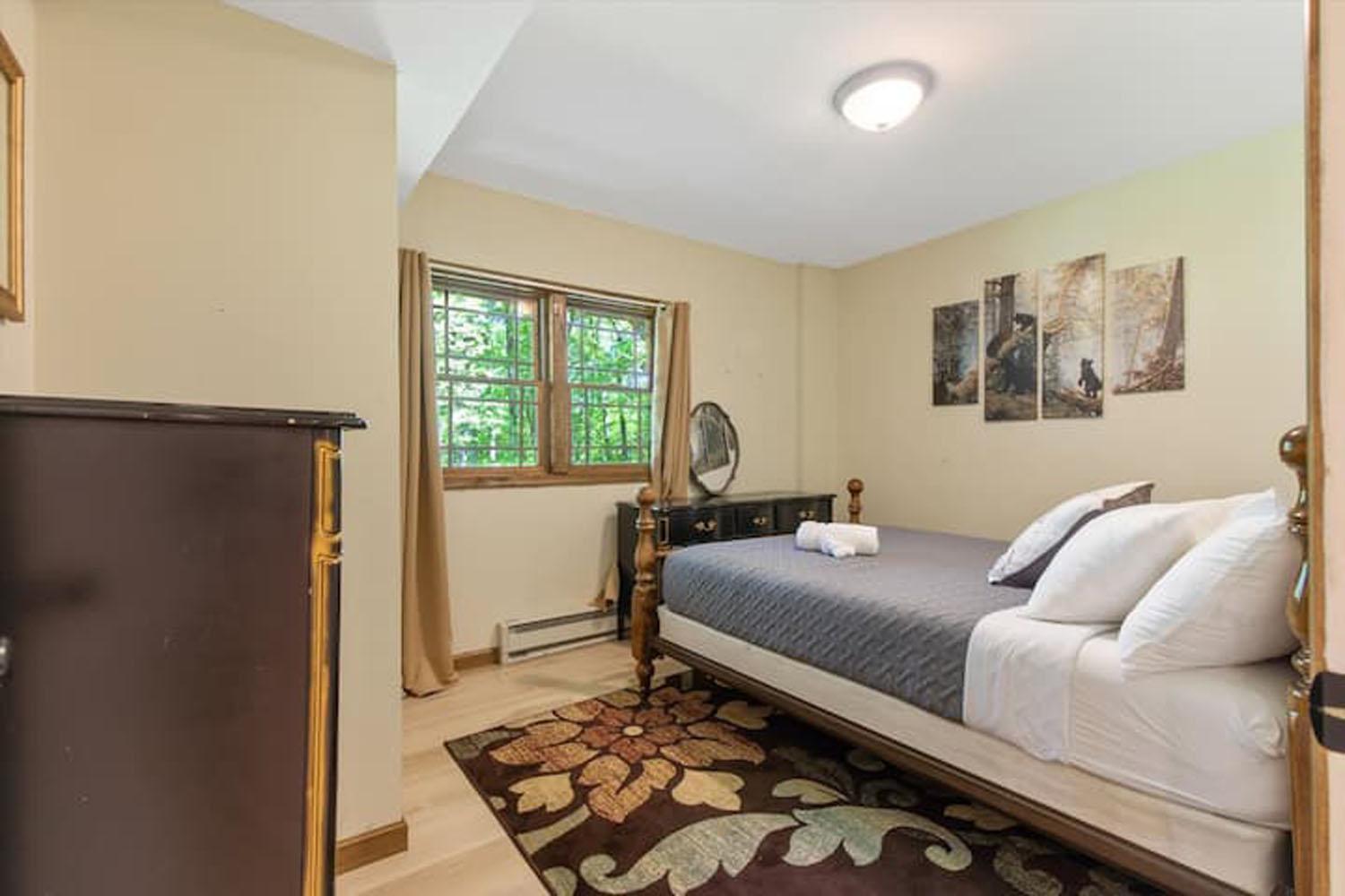 Woodland Getaway * Greentown